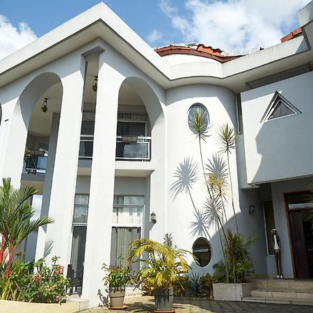 Seddo Guest House 아비장 외부 사진